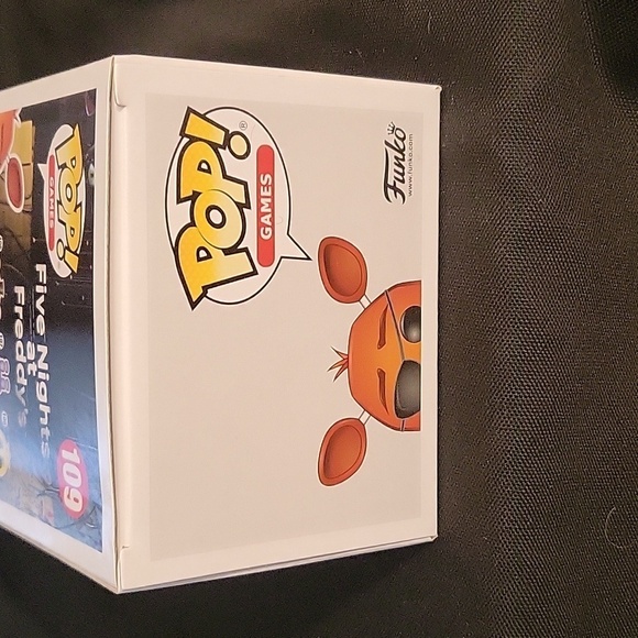 Foxy the Pirate Funko - Picture 5 of 6